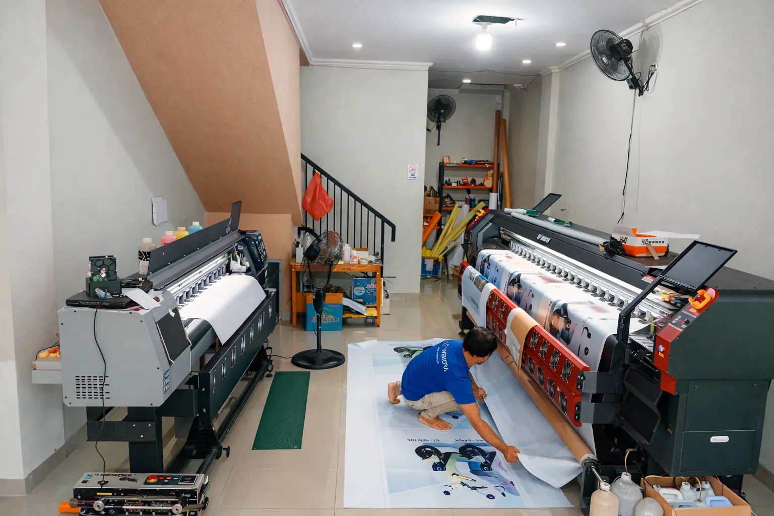 tentang kami jasa advertising tangerang